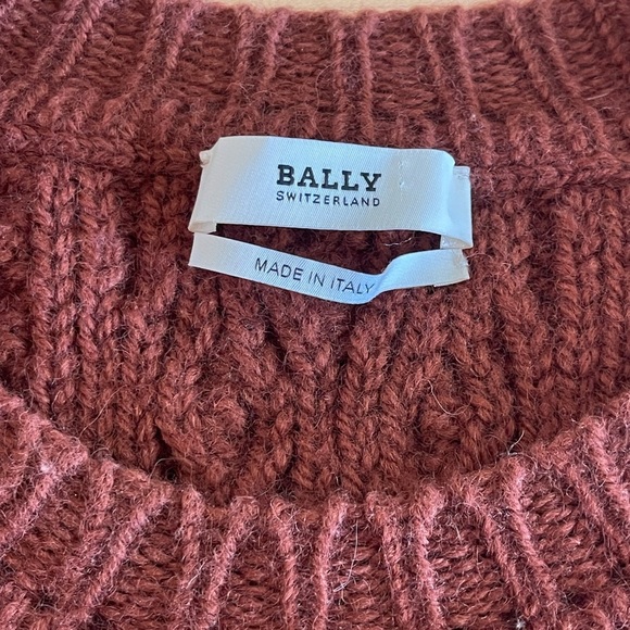 Bally Made in Switzerland 100% Norwegian Wool Cable Knit Sweater in Rust- XL - Picture 4 of 7